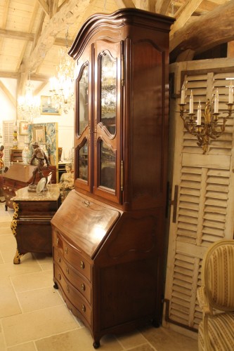 Chest of drawers and bookcase in solid mahogany, made in Nantes in the 18th century. - 