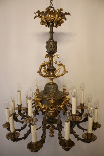 Lustre en bronze doré et patiné à 18 feux, époque Napoléon III - Luminaires Style Napoléon III