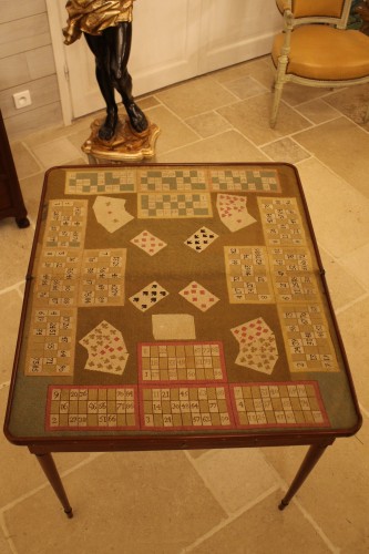 Antiquités - Table à jeux de loto en acajou massif, époque Louis XVI