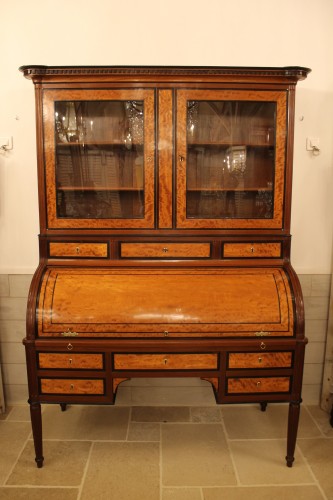 Bureau à cylindre en acajou et bois citron, travail Bordelais d'époque Louis XVI - Mobilier Style Louis XVI