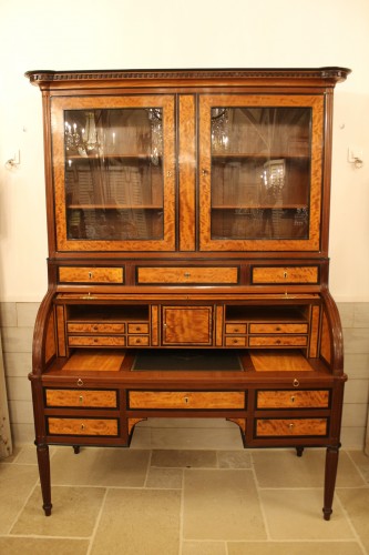 Mobilier Bureau et Secrétaire - Bureau à cylindre en acajou et bois citron, travail Bordelais d'époque Louis XVI