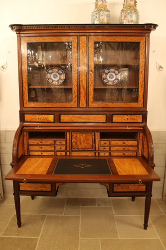 Bureau à cylindre en acajou et bois citron, travail Bordelais d'époque Louis XVI - Louis XVI