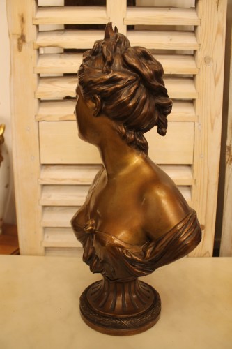 Sculpture Sculpture en Bronze - Buste en bronze de Diane Chasseresse d'après Houdon, fin du XIXe Siècle