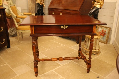 Louis XIV table in mahogany and gaïac, Rochelais work end of XVIIth-beginning of XVIIIth century - Furniture Style Louis XIV