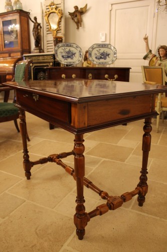 Furniture  - Louis XIV table in mahogany and gaïac, Rochelais work end of XVIIth-beginning of XVIIIth century