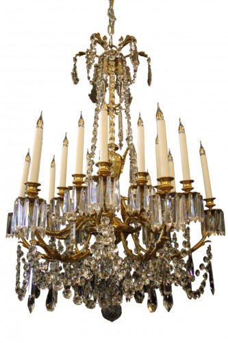 Grand lustre en bronze doré et cristal de Baccarat à 18 feux, époque Napoléon III