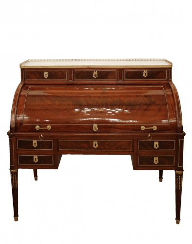 Louis XVI cylinder desk attributed to Fidelys SCHEY