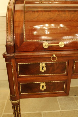 Louis XVI - Louis XVI cylinder desk attributed to Fidelys SCHEY