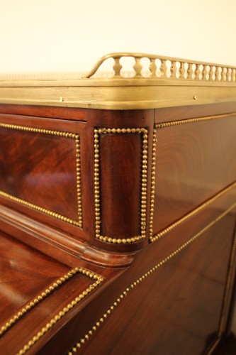 Antiquités - Louis XVI cylinder desk attributed to Fidelys SCHEY