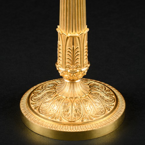 XIXe siècle - Paire de bougeoirs Empire en bronze doré