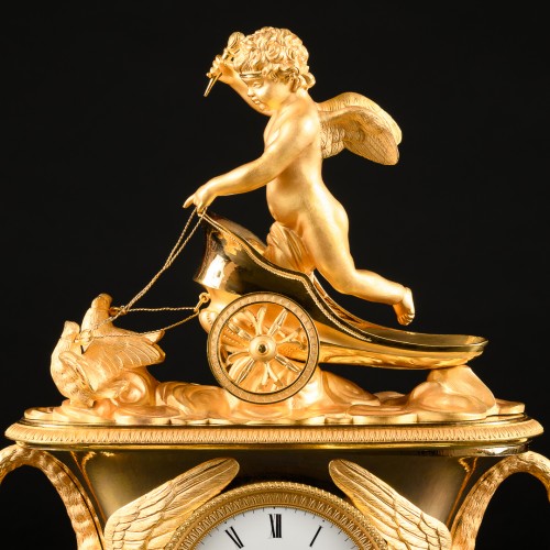 Horlogerie Pendule - Pendule Empire “Eros guidant un char”