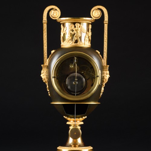 Antiquités - Pendule Vase d’époque Empire “Allégorie des quatre saisons”