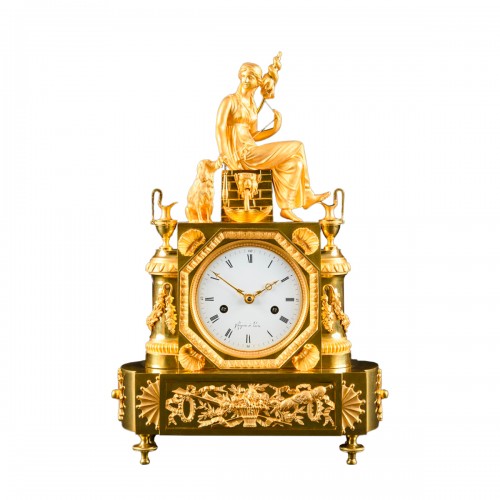 Pendule de cheminée d’époque Directoire “Allégorie de la Fidélité”