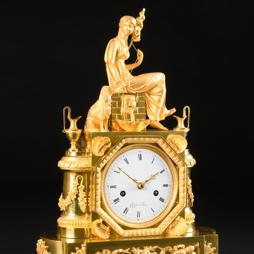Antiquités - Pendule de cheminée d’époque Directoire “Allégorie de la Fidélité”