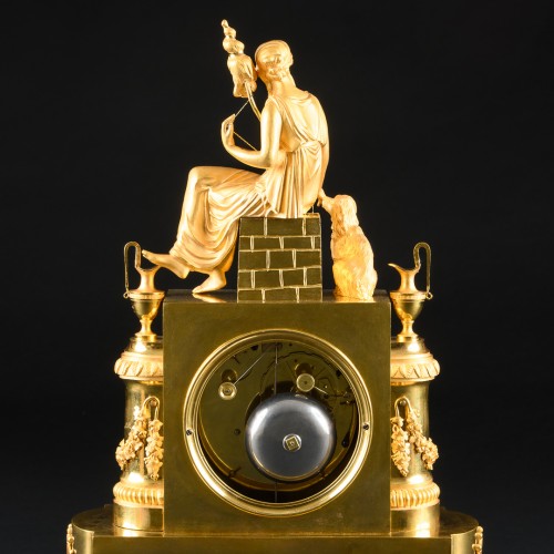 Antiquités - Directory Period Mantel Clock “Allegory Of Fidelity”