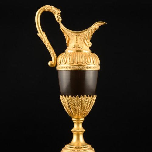 Paire de bougeoirs Empire en forme d’aiguières  vers 1810 - Luminaires Style Empire