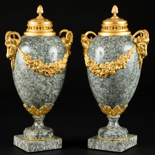 Large pair of marble and gilt bronze cassolettes circa 1850 - Napoléon III