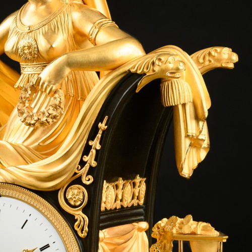 Empire - Pendule Empire «Allégorie de la sagesse » avec Prudentia, vers 1810