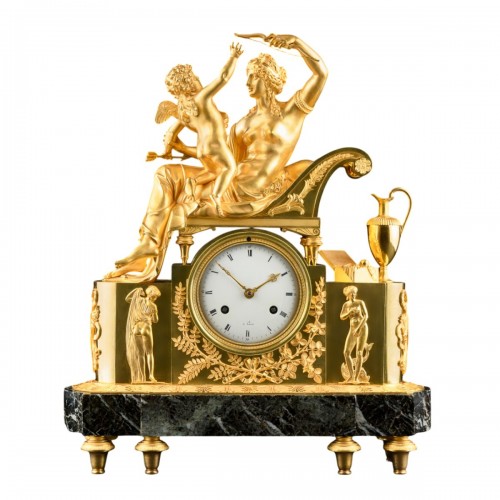 Mythological French Empire mantel clock “Venus disarming Amor”, circa 1810