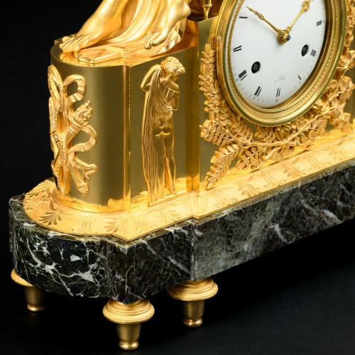 Pendule Empire mythologique « Vénus désarmant l’Amour », vers 1810 - Empire