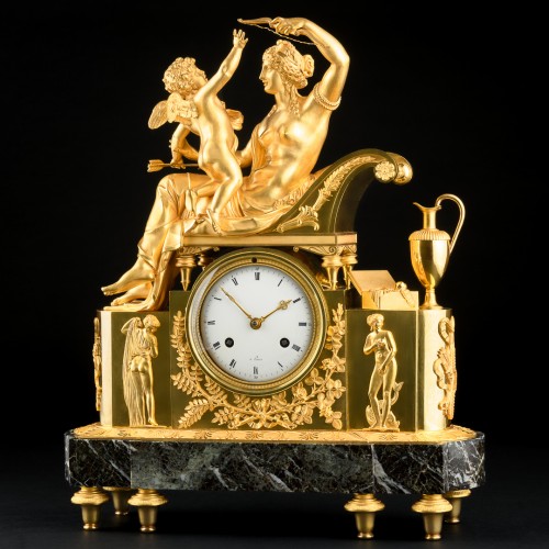 Empire - Pendule Empire mythologique « Vénus désarmant l’Amour », vers 1810