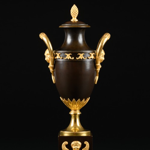 Paire de cassolettes bougeoirs à double usage d’époque Consulat vers 1799 - Objet de décoration Style Empire