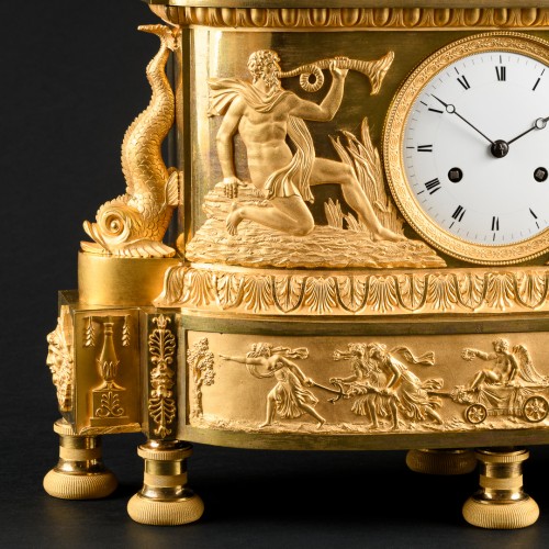 Antiquités - Empire Clock &quot;Nymphe à la coquille&quot; Attributed To Claude Galle