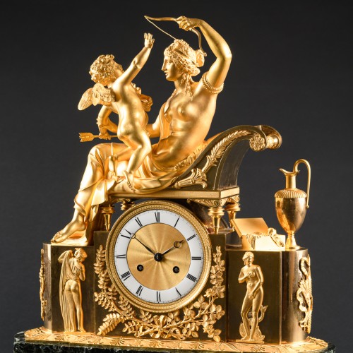 Antiquités - Rare Empire clock “venus Seizing The Arc Of Amor”