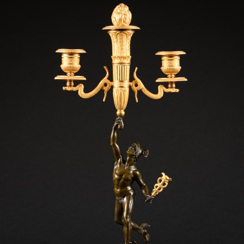 Luminaires Bougeoirs et Chandeliers - Paire de candélabres d’époque Empire avec Mercure