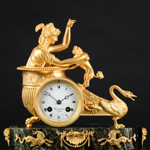 Pendule Empire “Aphrodite dans son char” d’après un dessin de Jean-André Reiche - Horlogerie Style Empire