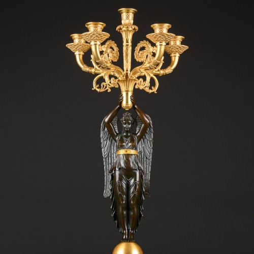 Paire de candélabres Empire aux Victoires ailées - Apollo Art & Antiques