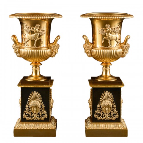 Pair Of Empire Medici Vases Signed Claude François Rabiat  (1756-1815)