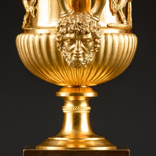 Pair Of Empire Medici Vases Signed Claude François Rabiat  (1756-1815) - 