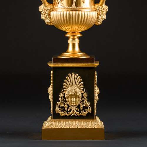 Pair Of Empire Medici Vases Signed Claude François Rabiat  (1756-1815) - Empire
