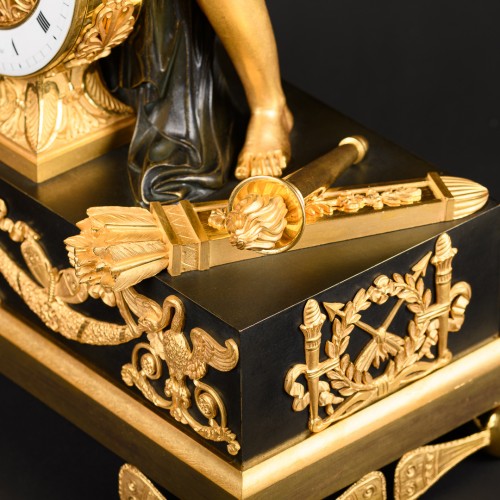 Antiquités - Pendule Empire “Eros penché sur sa Lyre”, cadran signé Bailly à Paris