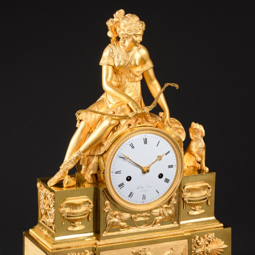 XIXe siècle - Pendule Mythologique “Diane Chasseresse” Époque Directoire 1795-1799