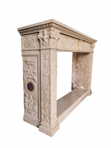Cheminée aux bas-reliefs, Atelier Prettini di Rezzato (Brescia) - Ars Antiqua