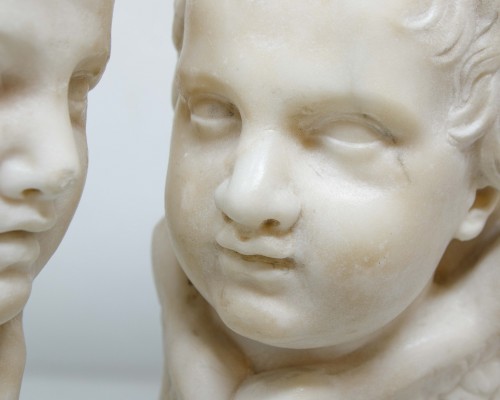 18th Century Marble Pair of Winged Putti Heads - 