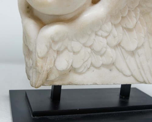  - 18th Century Marble Pair of Winged Putti Heads