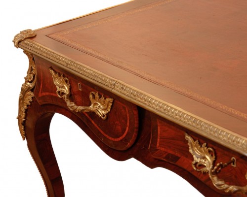 Bureau Louis XV, France XVIIIe siècle - Mobilier Style Louis XV