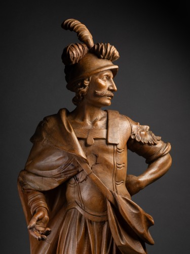 Saint Florian – Sculpture en pin cembro, travail alpin France ou Italie du 17e siècle - Galerie Thierry Matranga