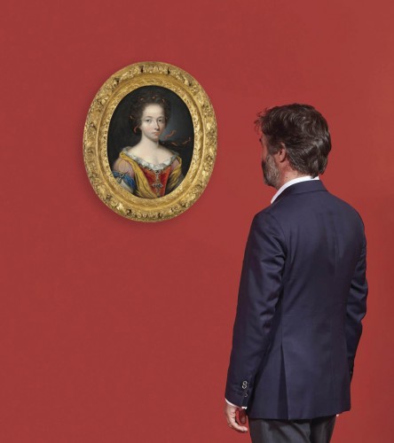 Tableaux et dessins Tableaux XVIIe siècle - Portrait de jeune princesse, école française vers 1680, entourage de Pierre Mignard (1612 – 1695)