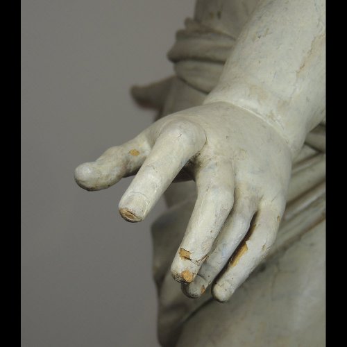Antiquités - Grand Putto en bois sculpté polychromé - Italie XVIIe siècle