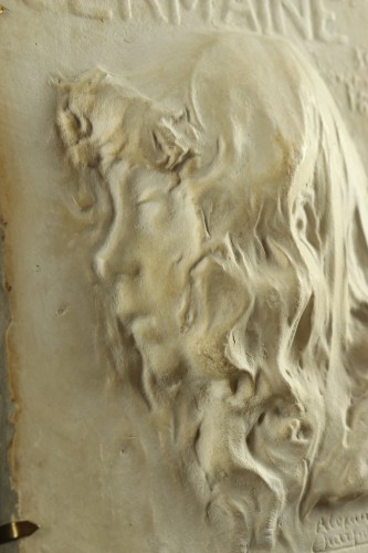 Sculpture  - Germaine, bas-relief - Alexandre Charpentier (1856-1909)
