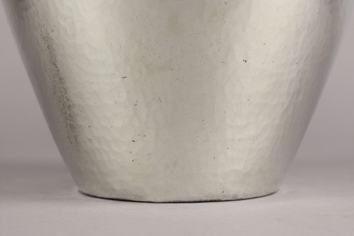 20th century - Silvered metal vase - Jean Després (1889-1980)