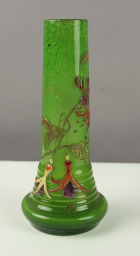 Emile Gallé - Vase à décor de fleurs émaillées - Verrerie, Cristallerie Style Art nouveau