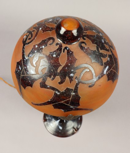 20th century - Kalanchoë lamp by Le Verre Français