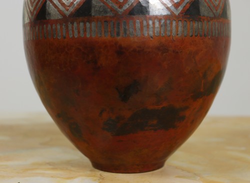 20th century - Vase with geometrical decor by Claudius Linossier