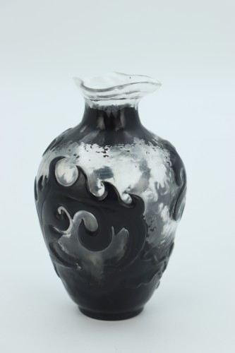 Sadness vase by Emile Gallé - Glass & Crystal Style Art nouveau