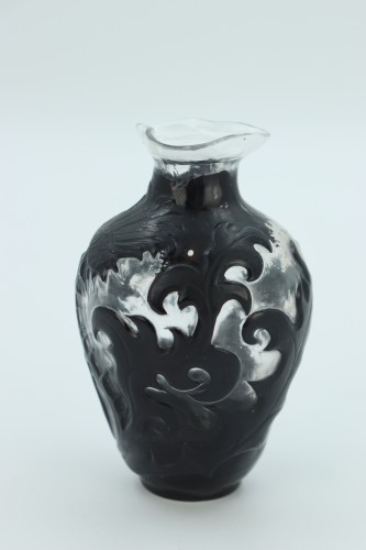 Sadness vase by Emile Gallé - 